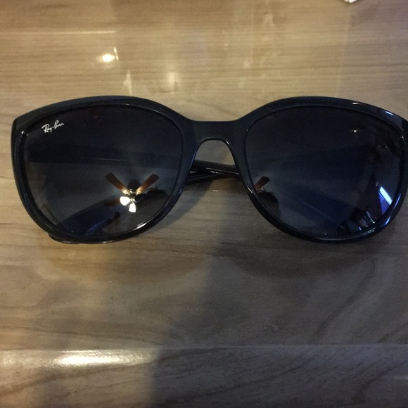 ray ban 4167